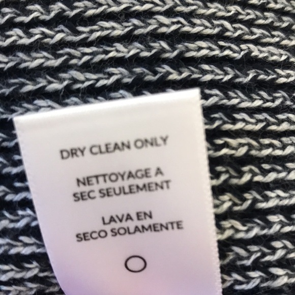 Splendid Surrey Mark Cold Shoulder Pullover Blue Size Medium - Picture 9 of 10